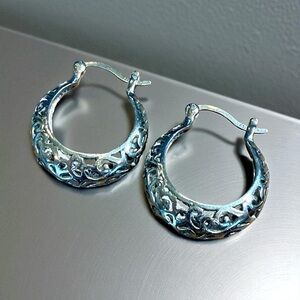 ATI BR TH signed Silver Tone Filigree Hoop Pierced Earrings